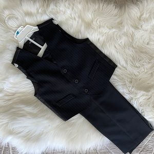Boys Dress Suit with Vest and Pants, size 3T black